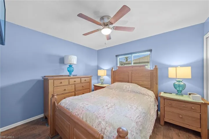 618 15th Ter, Cape Coral, Florida 33990