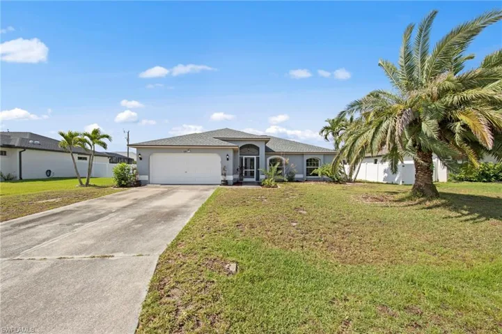 618 15th Ter, Cape Coral, Florida 33990