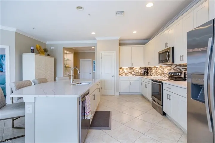 15205 Butler Lake Dr # 202, Naples Fl 34109