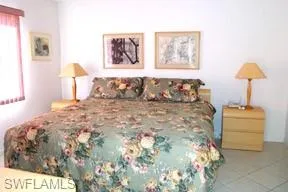 10682 Gulf Shore Dr 104, Naples, Florida 34108
