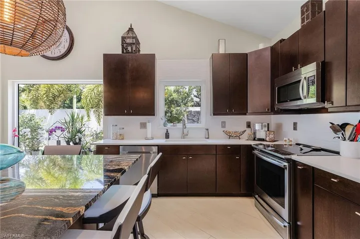 5496  Harbour Castle  DR, Fort Myers, FL 33907