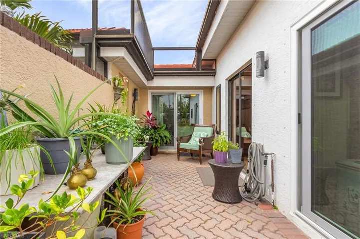 5496  Harbour Castle  DR, Fort Myers, FL 33907