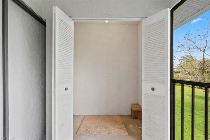 Additional storage on the lanai