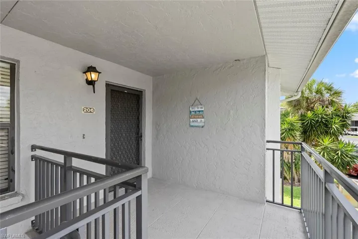 Second floor unit