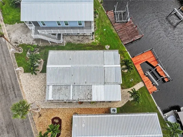 17620 Bryan Ct, Fort Myers Beach, Florida 33931
