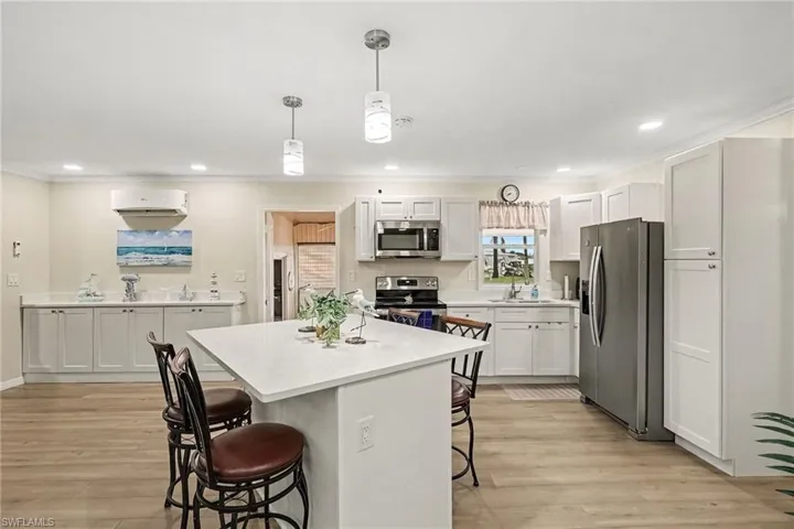 17620 Bryan Ct, Fort Myers Beach, Florida 33931