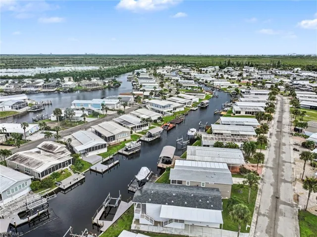 17620 Bryan Ct, Fort Myers Beach, Florida 33931