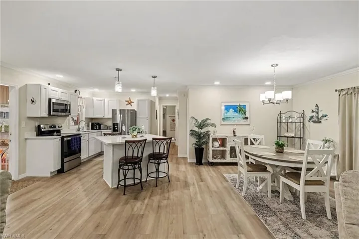 17620 Bryan Ct, Fort Myers Beach, Florida 33931