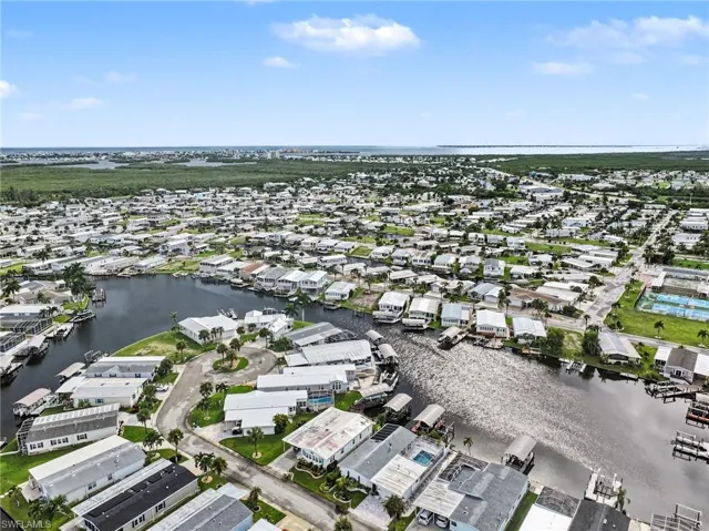 17620 Bryan Ct, Fort Myers Beach, Florida 33931