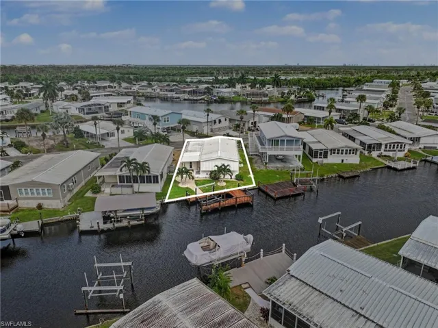 17620 Bryan Ct, Fort Myers Beach, Florida 33931