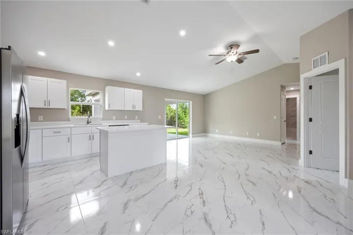 14130 Roof St, Fort Myers, Florida 33905