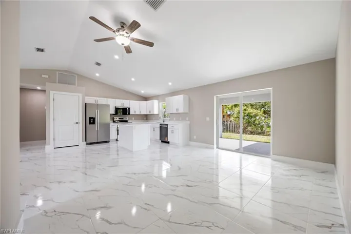 14130 Roof St, Fort Myers, Florida 33905