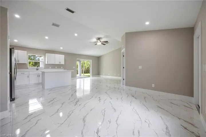 14130 Roof St, Fort Myers, Florida 33905