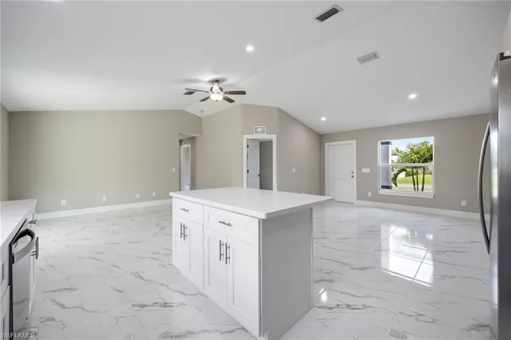 14130 Roof St, Fort Myers, Florida 33905