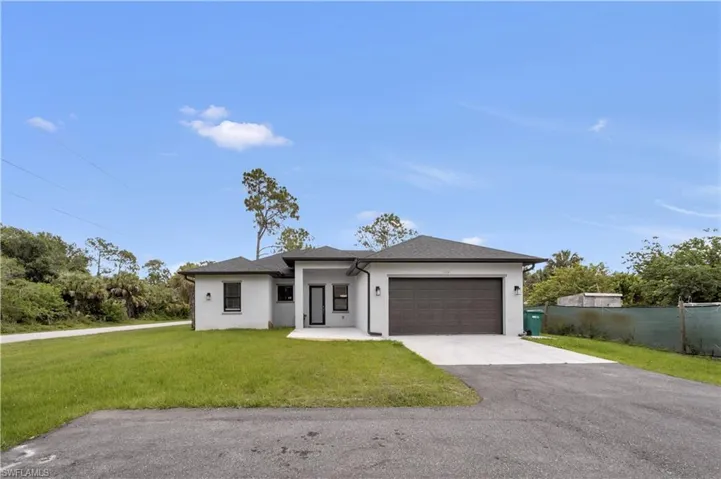 1408  Desoto S BLVD, Naples, FL 34117