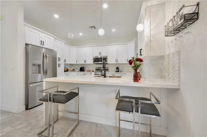 1408  Desoto S BLVD, Naples, FL 34117