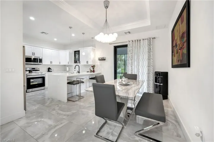 1408  Desoto S BLVD, Naples, FL 34117