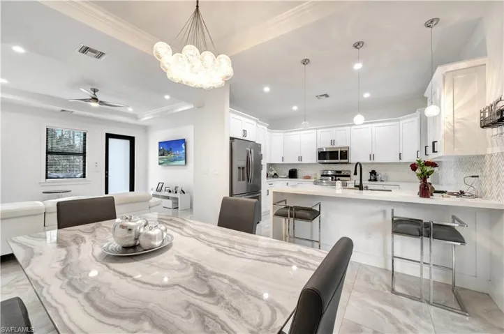 1408  Desoto S BLVD, Naples, FL 34117
