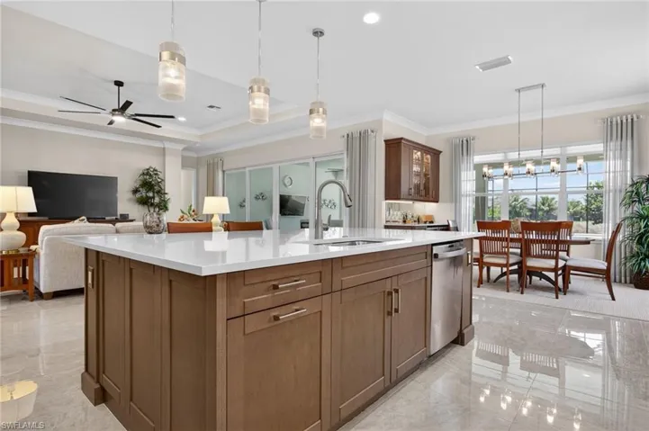 12078  Mimosa  ST, Naples, FL 34120