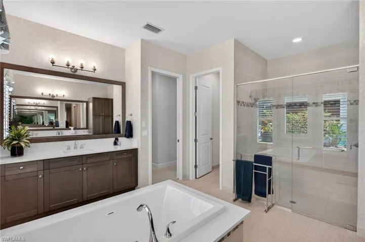 12078  Mimosa  ST, Naples, FL 34120