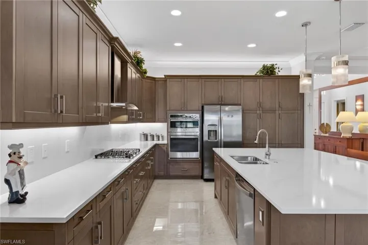 12078  Mimosa  ST, Naples, FL 34120