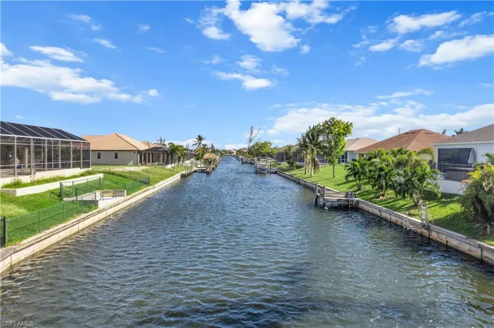 1921 SW 29th  TER, Cape Coral, FL 33914