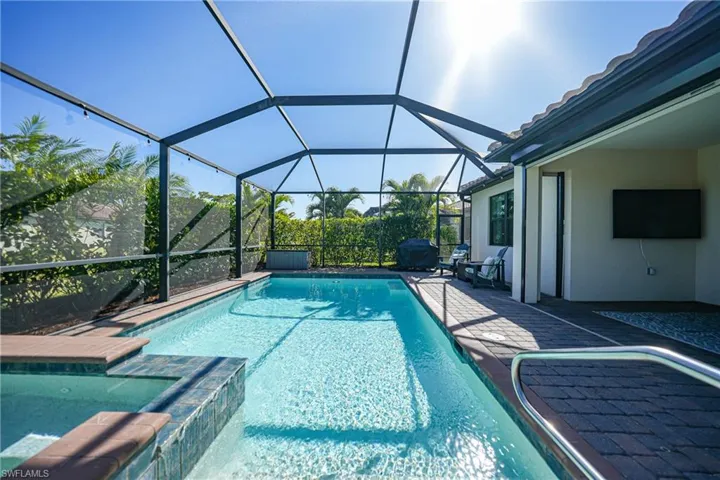 10820  Essex Square  BLVD, Fort Myers, FL 33913