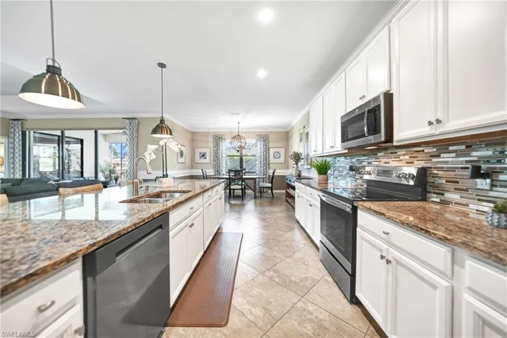 10820  Essex Square  BLVD, Fort Myers, FL 33913