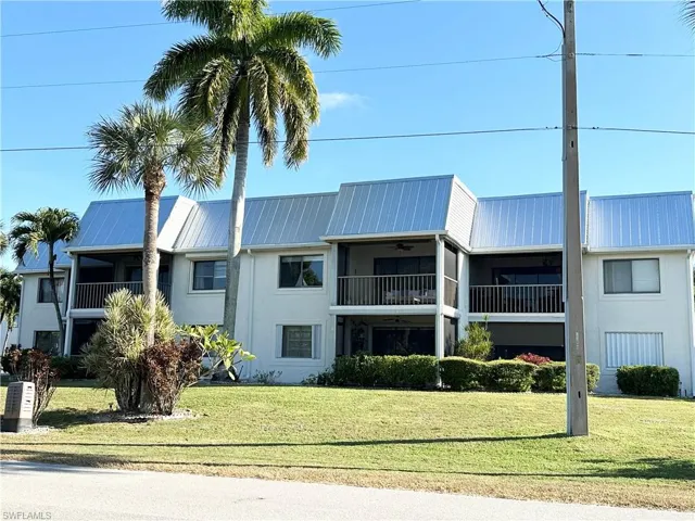 Attractive condo complex of only 36 units.