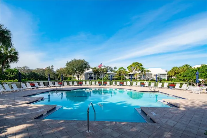 784  Willowbrook  DR, Naples, FL 34108