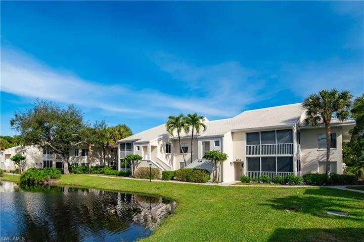 784  Willowbrook  DR, Naples, FL 34108