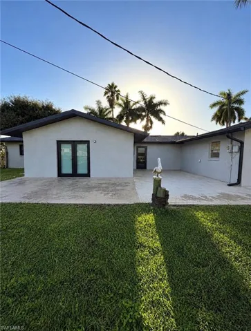 4233 Sw 1st Ave, Cape Coral, Florida 33914