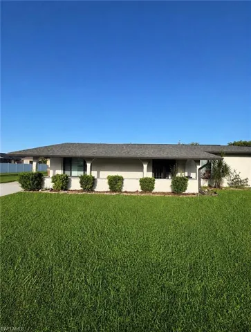 4233 Sw 1st Ave, Cape Coral, Florida 33914