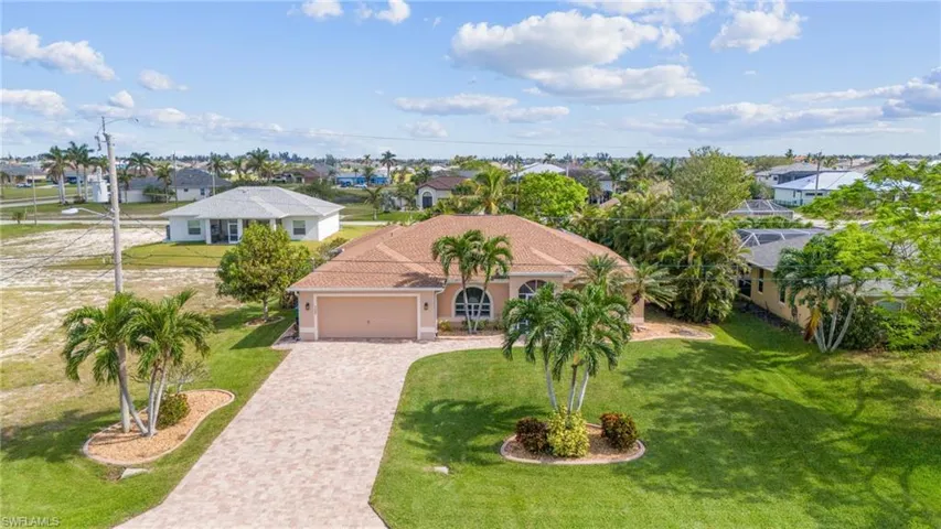 727 Nw 38th Pl, Cape Coral Fl 33993