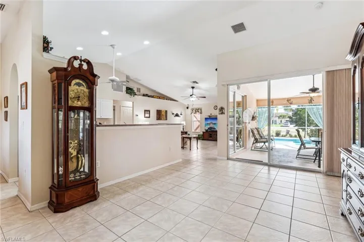 727 Nw 38th Pl, Cape Coral Fl 33993