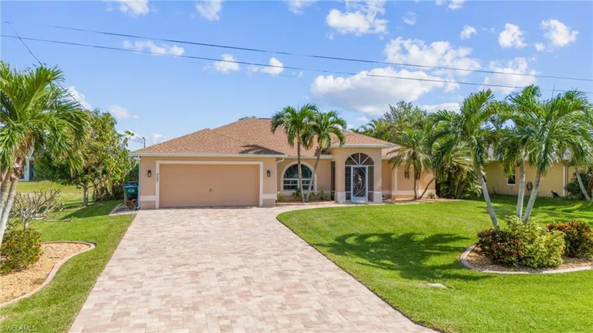 727 Nw 38th Pl, Cape Coral Fl 33993