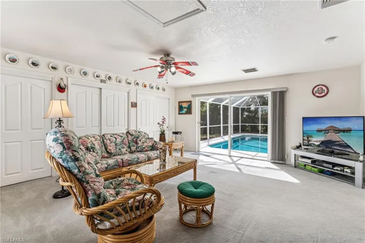 727 Nw 38th Pl, Cape Coral Fl 33993
