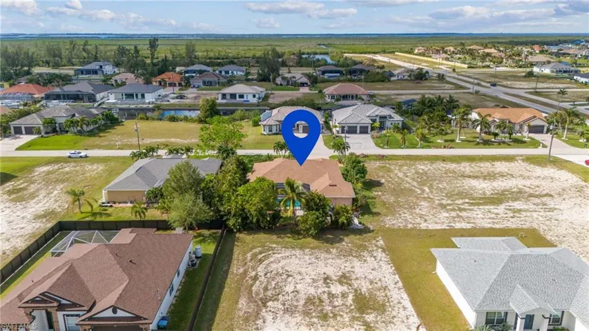 727 Nw 38th Pl, Cape Coral Fl 33993