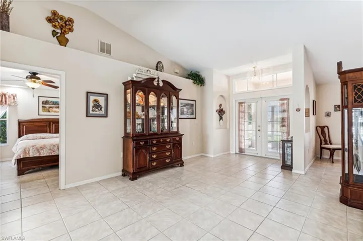 727 Nw 38th Pl, Cape Coral Fl 33993