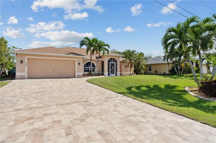 727 Nw 38th Pl, Cape Coral Fl 33993