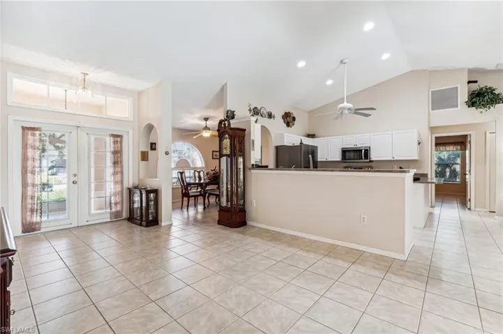 727 Nw 38th Pl, Cape Coral Fl 33993