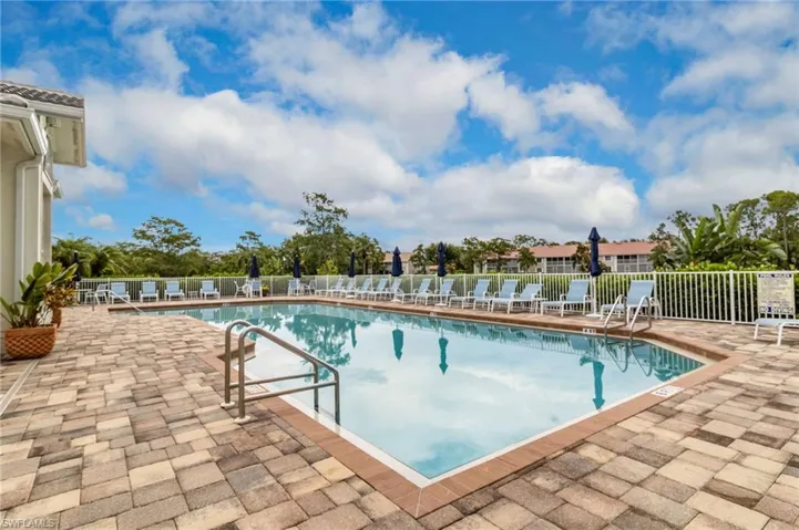 219 Glen Eagle Cir, Naples, Florida 34104