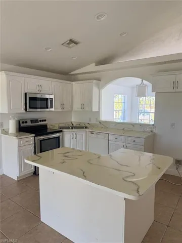 4383  22nd NE AVE, Naples, FL 34120