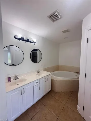 4383  22nd NE AVE, Naples, FL 34120