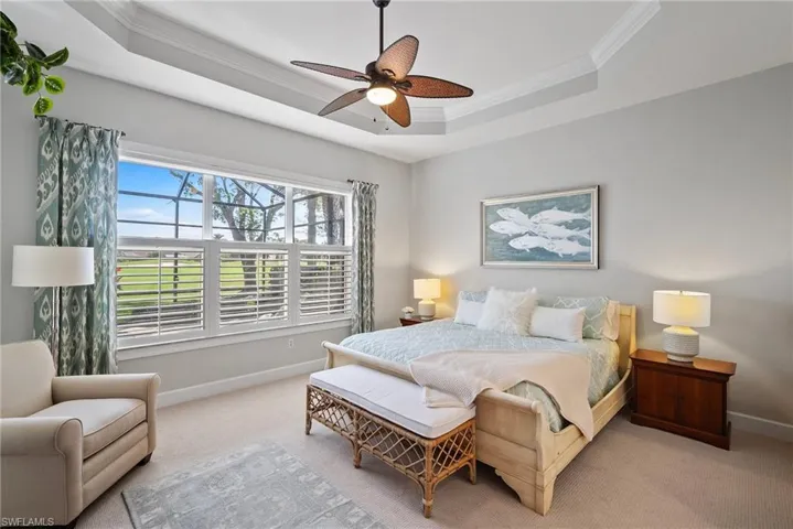8756  Mustang Island  CIR, Naples, FL 34113
