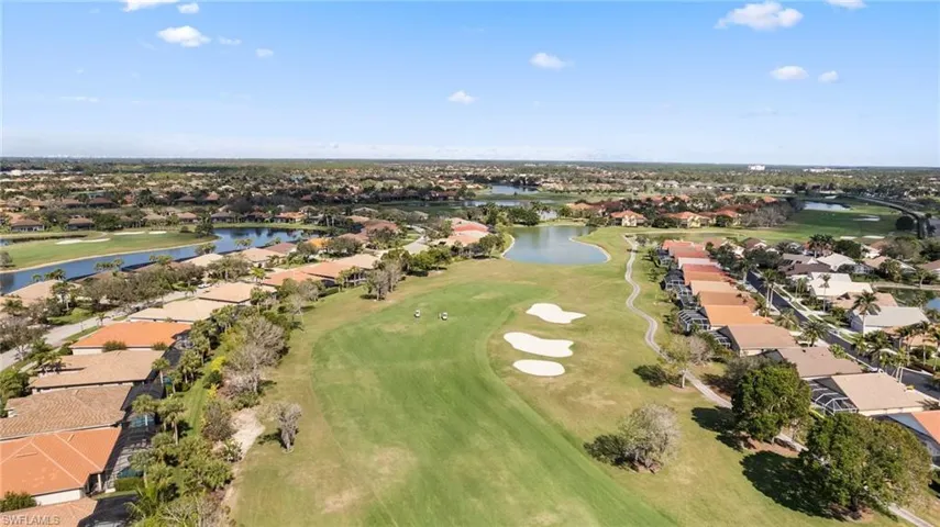 8756  Mustang Island  CIR, Naples, FL 34113
