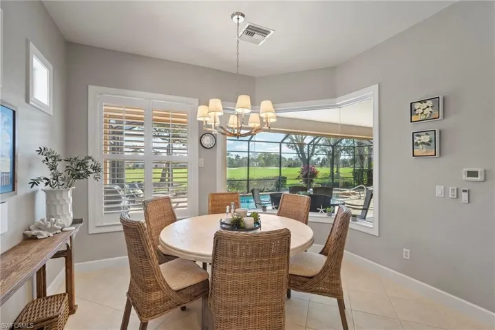 8756  Mustang Island  CIR, Naples, FL 34113