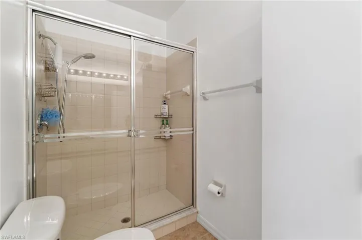 4117  Bellasol  CIR, Fort Myers, FL 33916