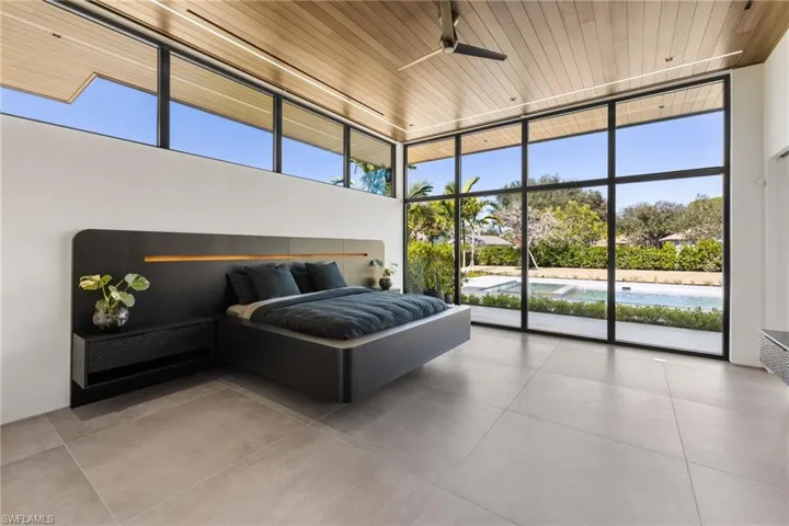 107 Myrtle Rd, Naples, Florida 34108