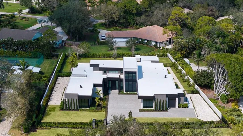 107 Myrtle Rd, Naples, Florida 34108